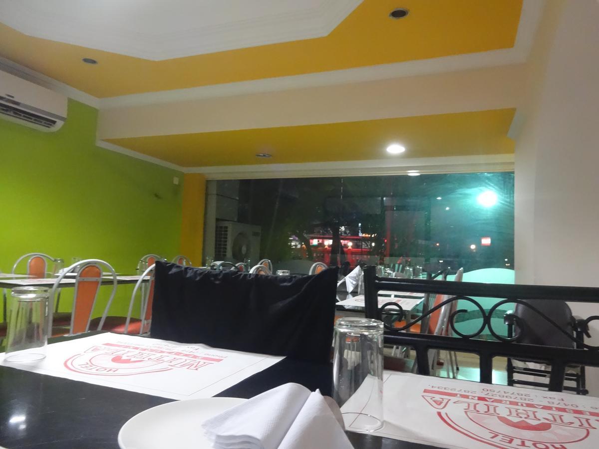 Hotel Mithila Eramalloor Dış mekan fotoğraf